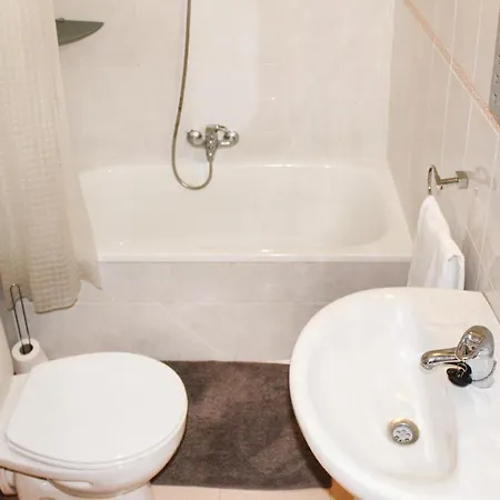2 Bedroom Pet Friendly In * Alicante