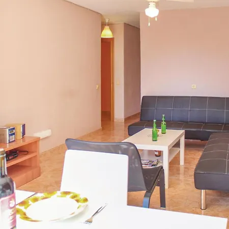 Apartment 2 Bedroom Pet Friendly In *
